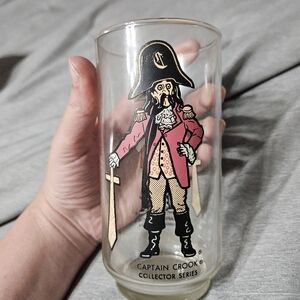 Captain Crook Collector Glass